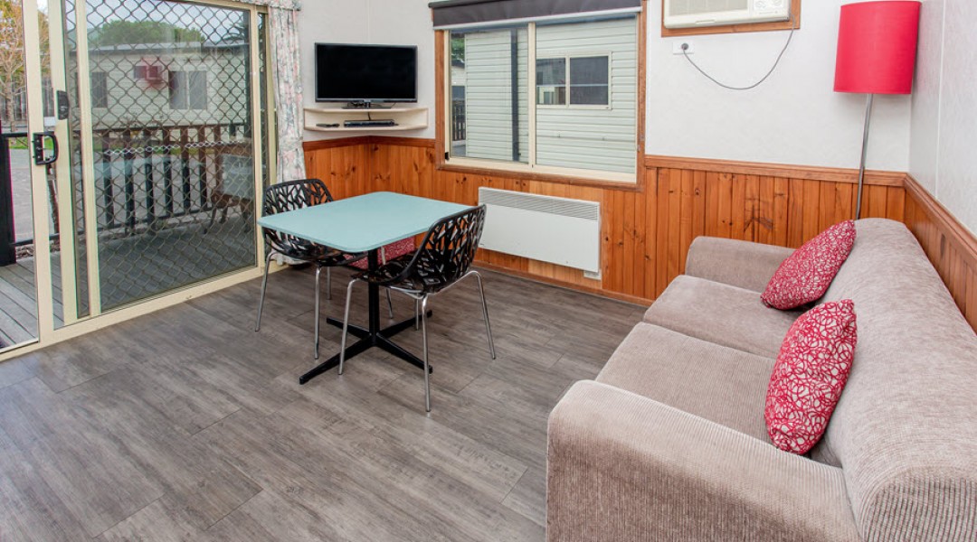 BIG4 Melbourne Accommodation One Bedroom Superior Cottage 2 berth 900px 04